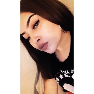 Meet your Posher, Tina